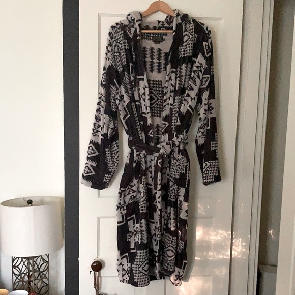 Pendleton Jacquard Terry Chief Joseph Bathrobe M/L - Picture 2 of 14